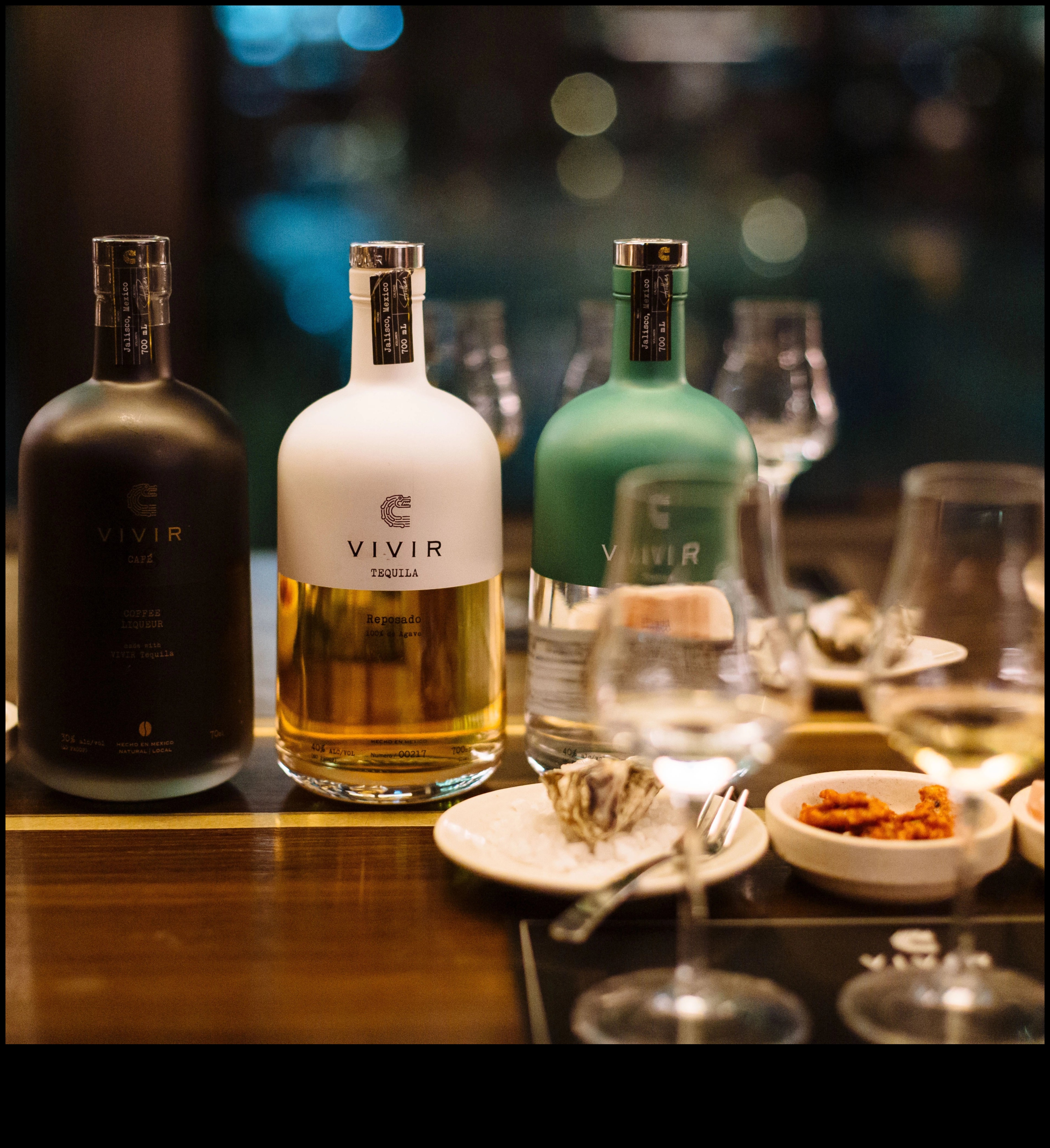 Tekilas gardumi: meksikāņu stipro alkoholisko dzērienu pievienošana ēdiena gatavošanai