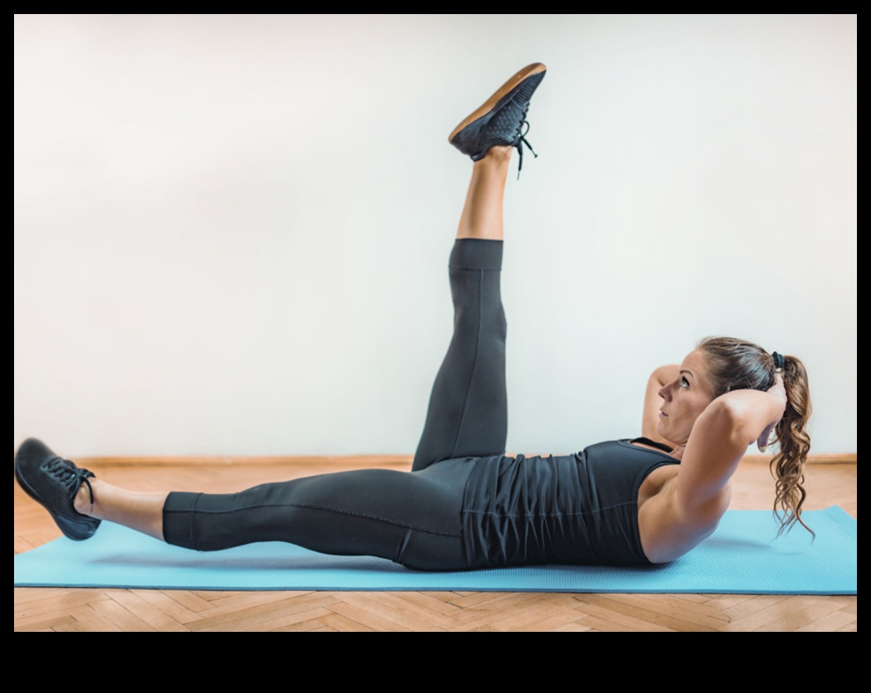 Ātrāka tauku sadedzināšana ar intervāla intensitāti Augstas intensitātes vingrinājumu ceļvedis efektīvai svara kontrolei 3 Intervāla intensitāte: augstas intensitātes vingrinājumi efektīvai svara kontrolei